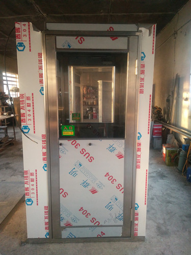 風淋室的優(yōu)點及特殊功能