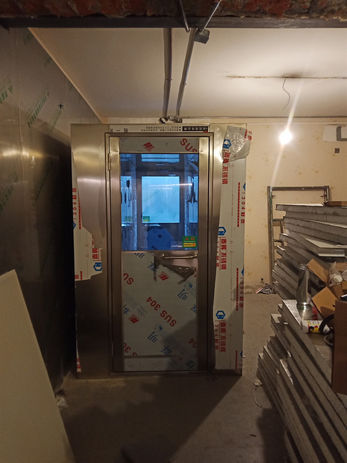 【蕪湖風淋室】企業(yè)如何選擇風淋室