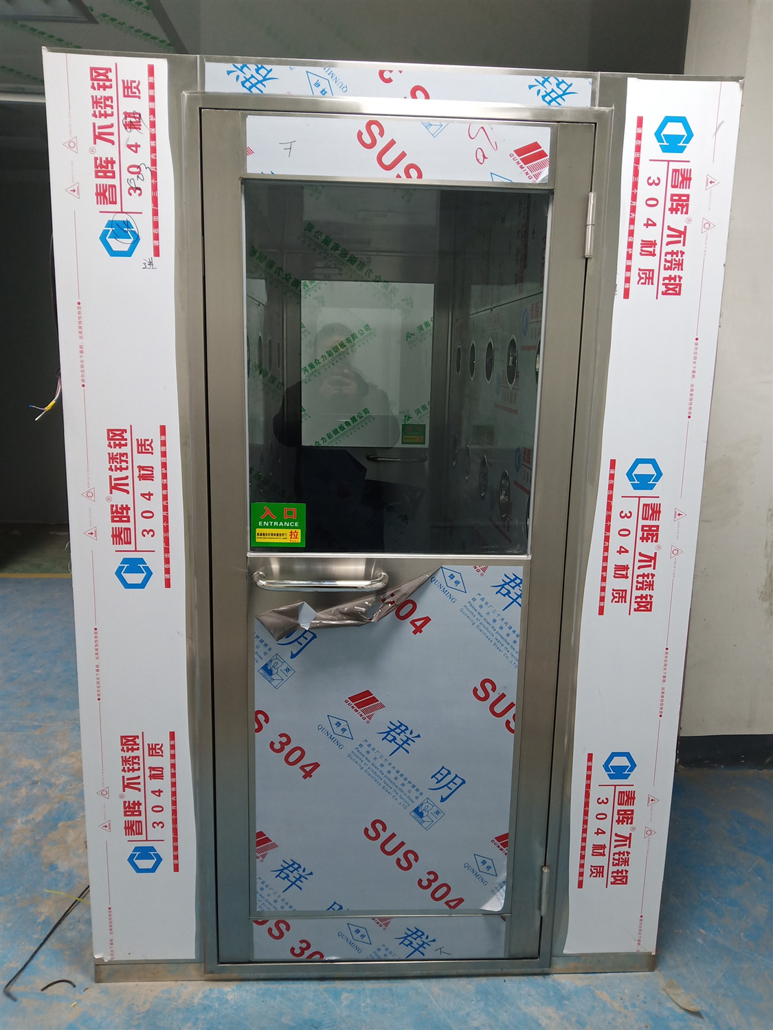 風(fēng)淋室在選購的時(shí)候需要注意哪些細(xì)節(jié)